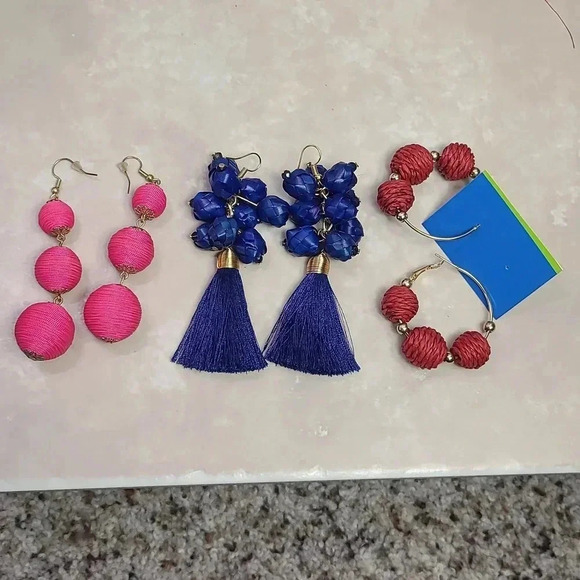 Earrings bundle of 3 pairs of earrings - Picture 3 of 13